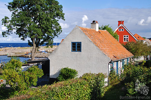 Inselidylle pur - Eines der vielen typischen historischen Bornholmer Häuser in Listed, Insel Bornholm, Dänemark